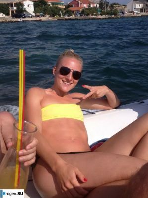 lecherous parties on the beach. Thumb 40