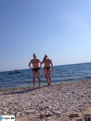 lecherous parties on the beach. Thumb 7