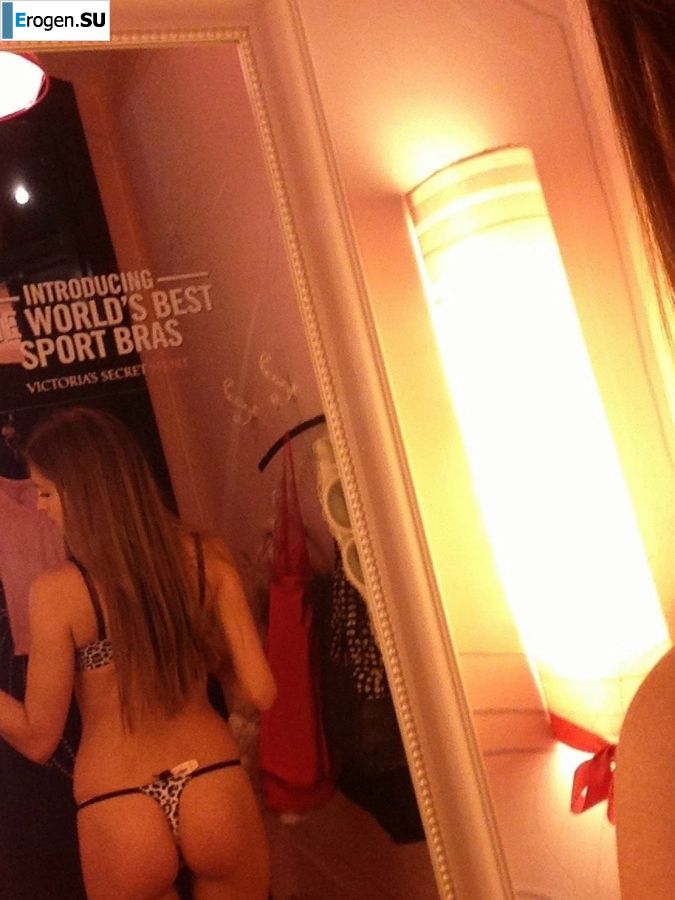 slim and naked student. Part 2. Photo 40