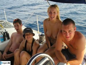 party with heifers on a yacht. Thumb 11