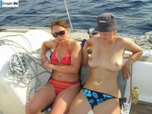 party with heifers on a yacht. Thumb 18