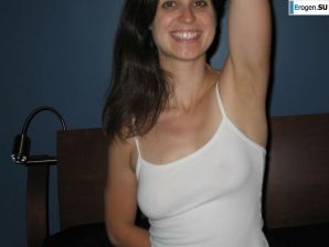 family brunette starred for the story. Thumb 5