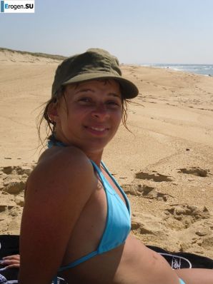 mischievous minx on the beach. Thumb 53