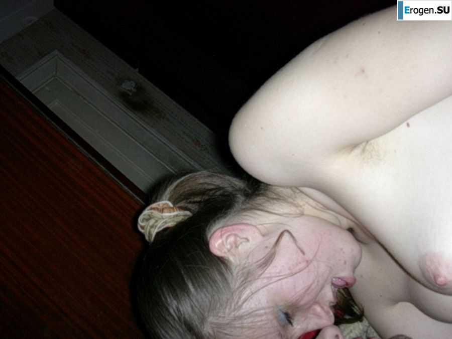 a young girl with her boyfriend frolics. Photo 37