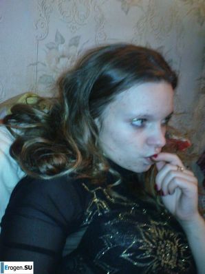 a young girl with her boyfriend frolics. Thumb 8