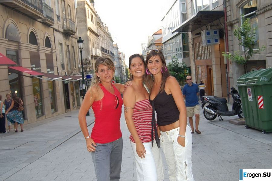 nudist lesbians. Part 2. Slide 23