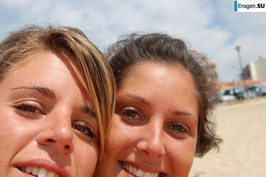 nudist lesbians. Part 2. Slide 4