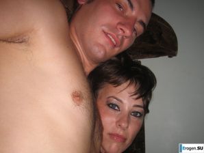 how the friend of the groom and the bridesmaid slept. Thumb 13