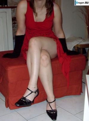 a magnificent girl undressed waiting for his cock. Thumb 25
