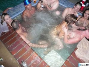 lecherous orgy in a country mansion. Thumb 24