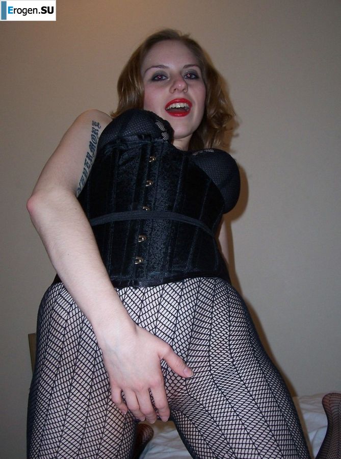 Silicone bust and BDSM. Slide 27