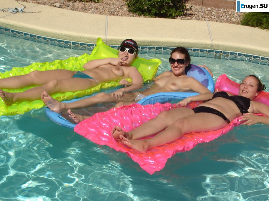 Slender girls light at a sex party by the pool. Slide 33