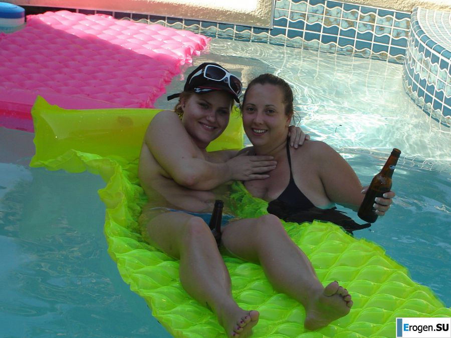 Slender girls light at a sex party by the pool. Slide 34