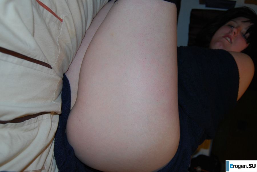 A fluffy chick in lace underwear pleases herself with her fingers. Slide 14