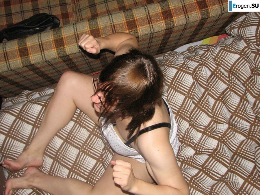 A girl with large breasts poses in clothes and then undresses. Part 2. Slide 44