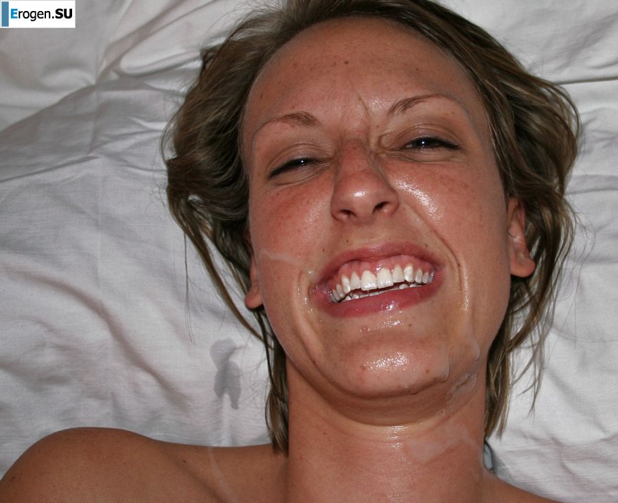 The young wife undressed and showed her fluffy and small tits. Slide 24