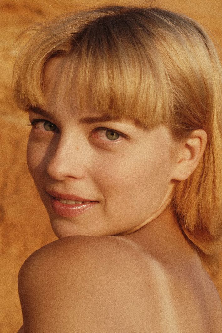 Tanya K in Sky High. Часть 2. Эскиз 1