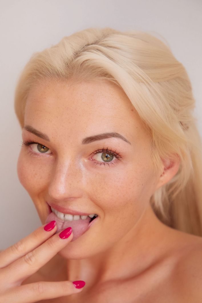 Lovita Fate in Sleek Ponytail. Thumb 32