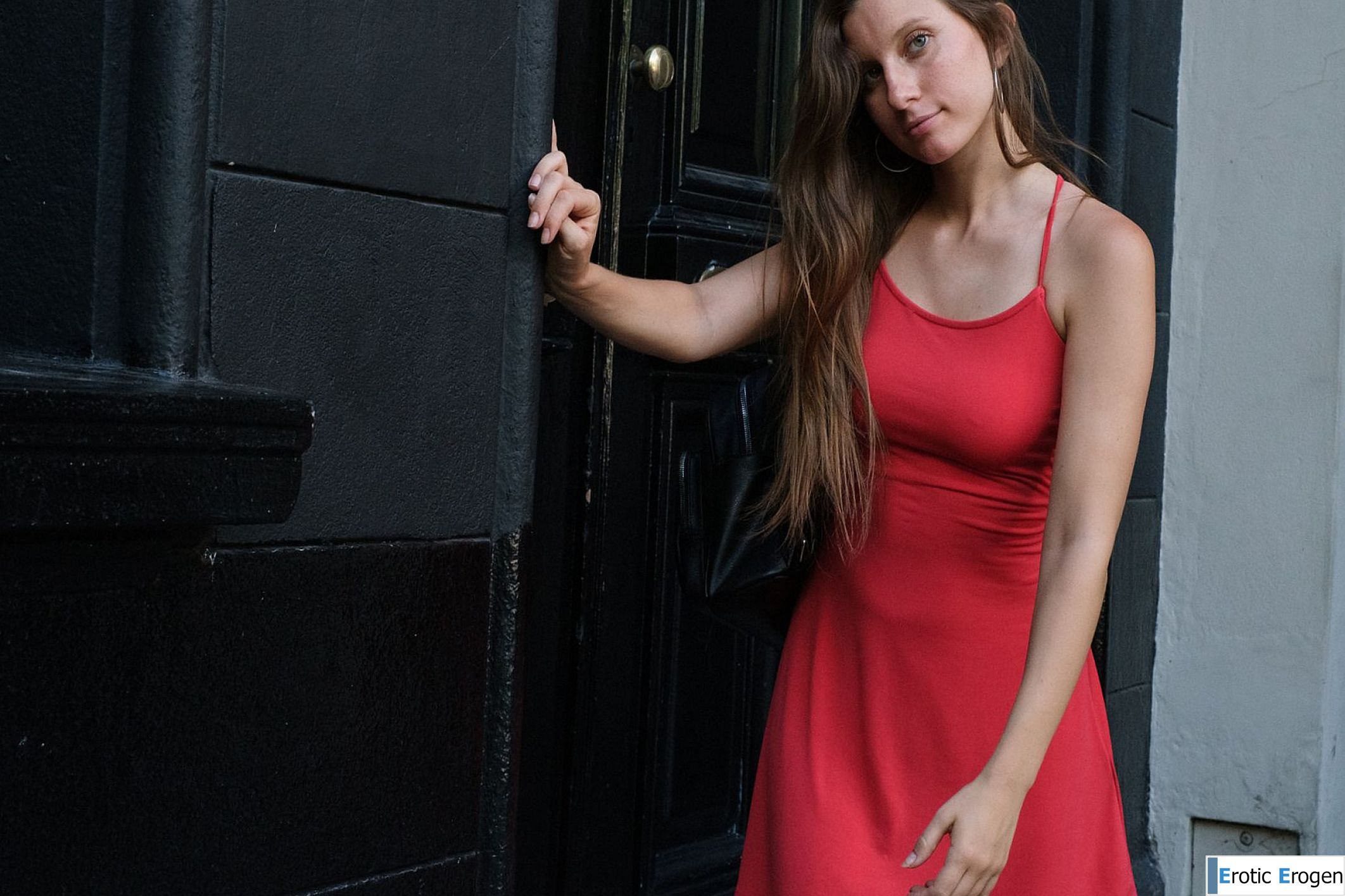 Julie Bernal in Thank You Red. Фото 30