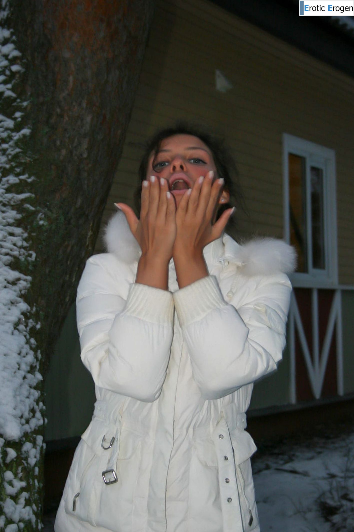 Isabella in Exhibitionist. Picture 57