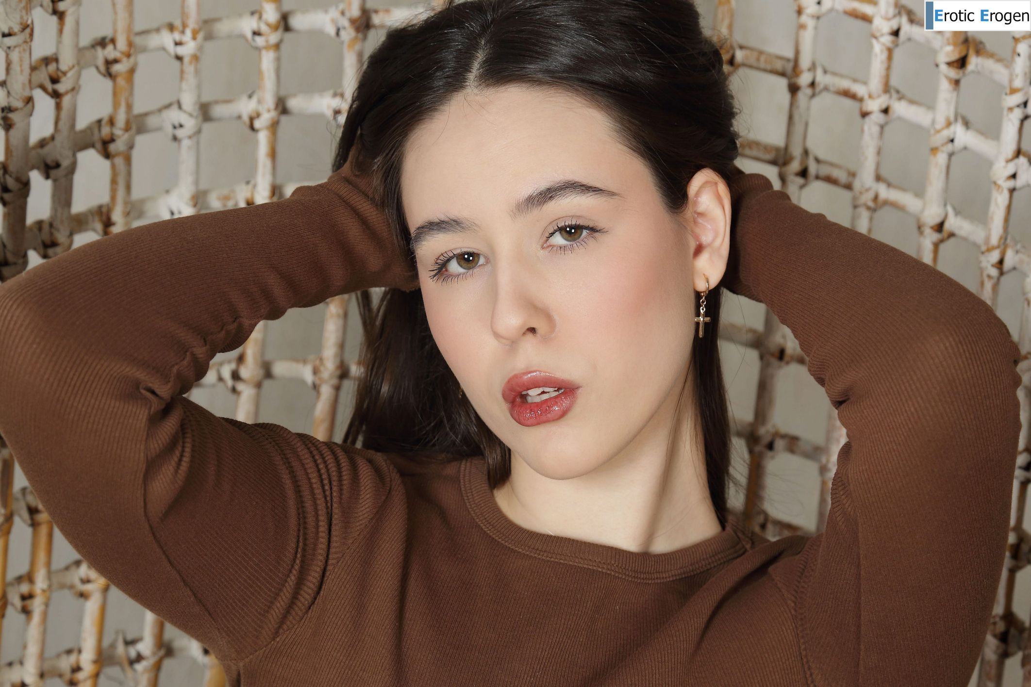 Emily Eliot in Please Myself. Picture 3