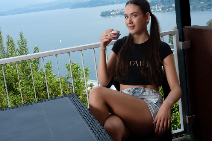 Vixi Rafi in Perfect Scenery. Эскиз 2