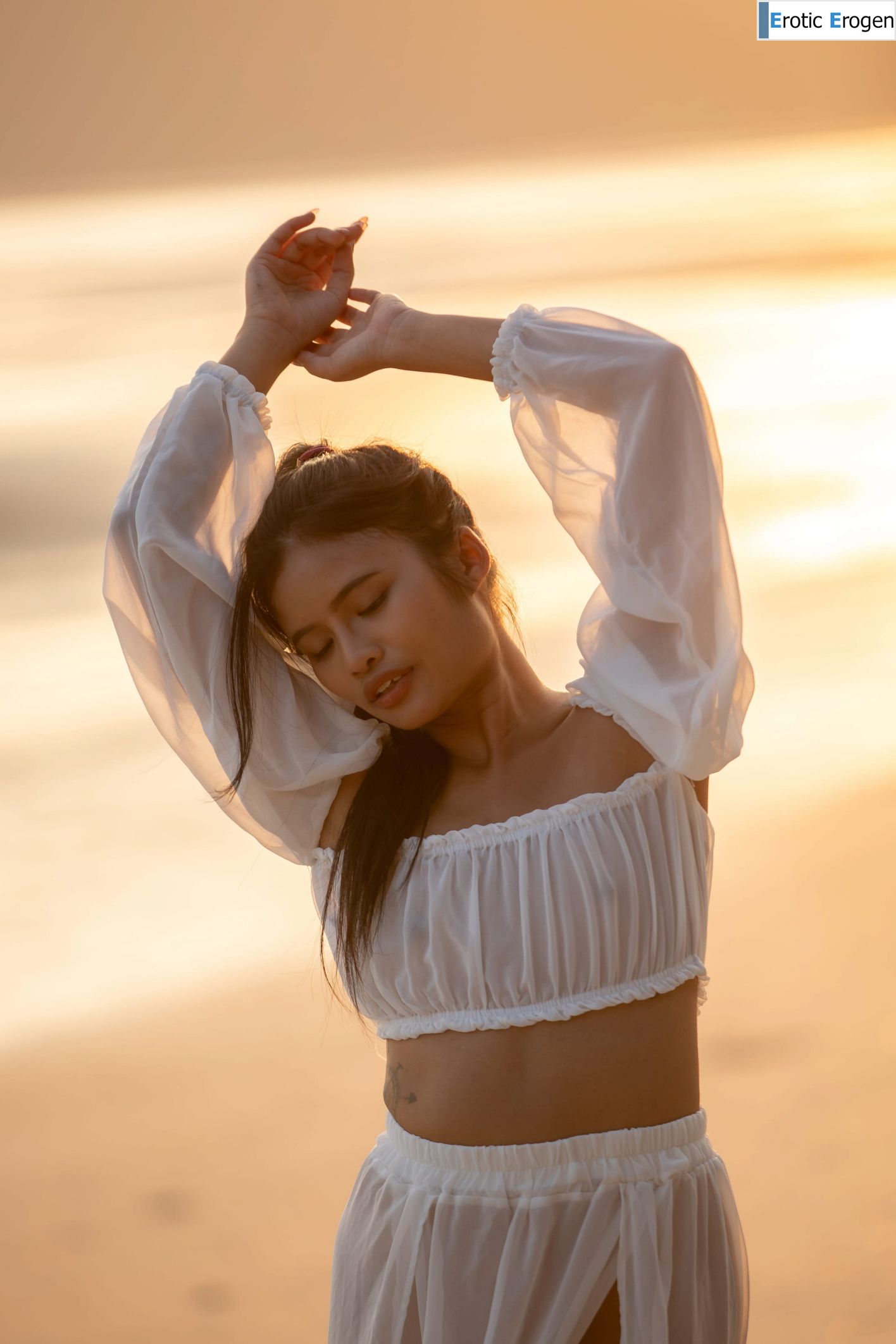 Bua in Sunset Sea. Picture 11