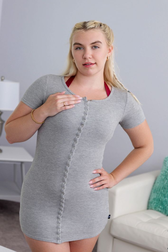 Maisey Monroe in More Maisey. Эскиз 3