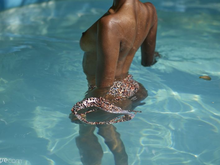 Katherina in Skinny Dipping. Thumb 37