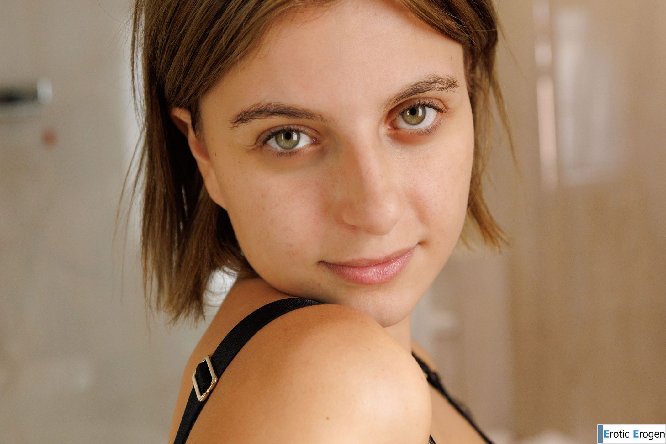 Zoelie in Every Corner. Picture 4