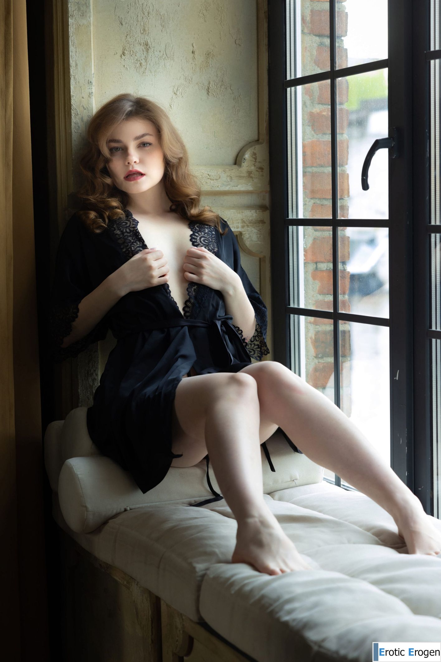 Julia Morozzi in Sensuous. Фото 1