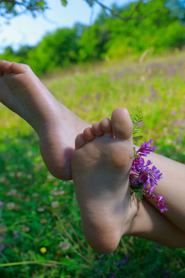 Una in Lilac Fields. Thumb 9