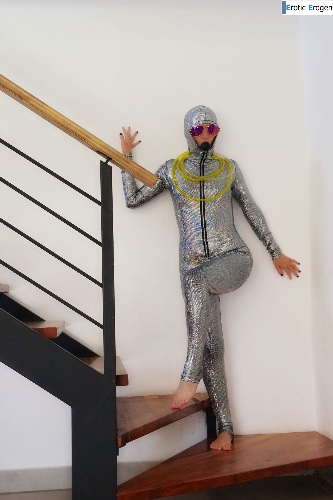 Titiana in Bizarre 1. Picture 4