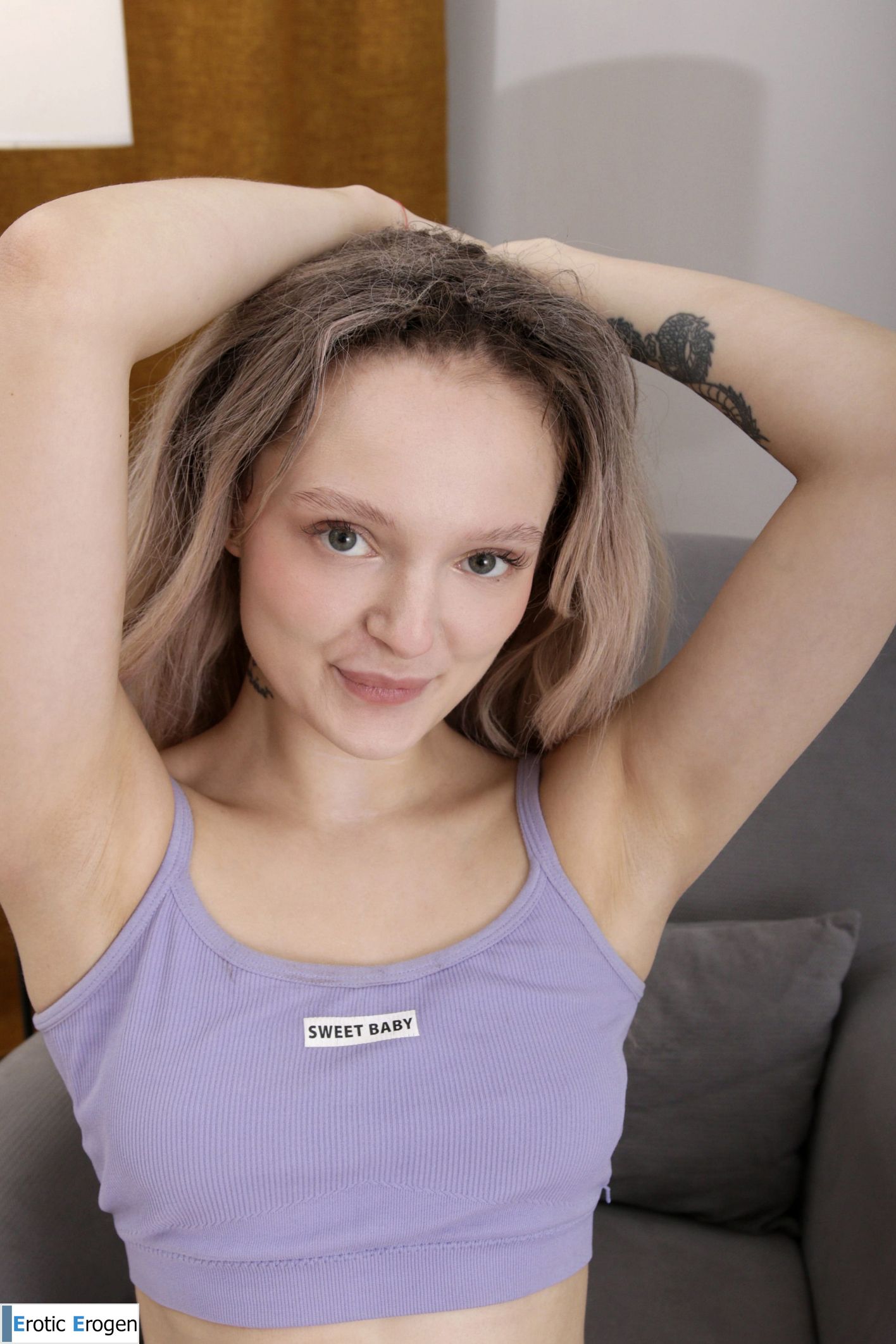 Lilit Liber in Cute And Tiny. Picture 1